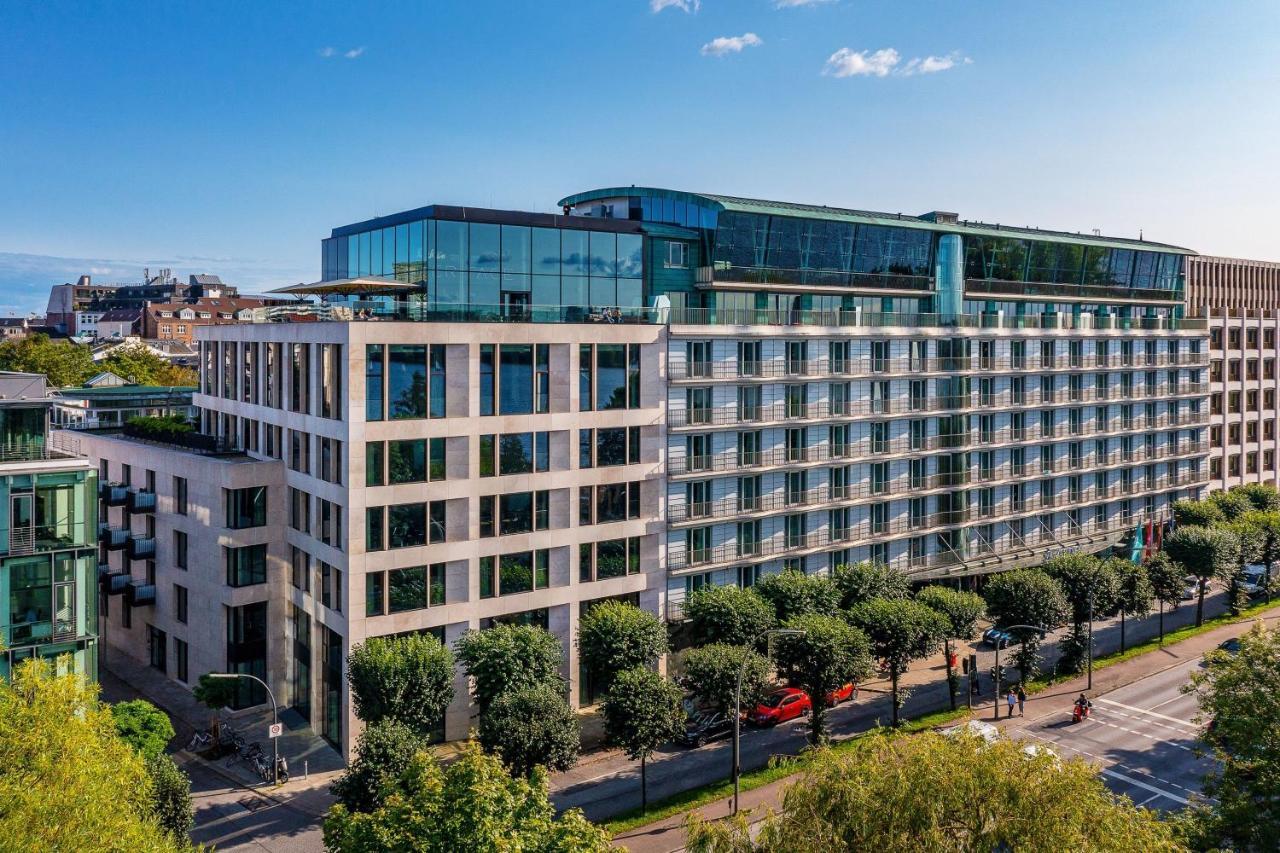 Le Meridien Hamburg Hamburgo Exterior foto The building of the National University of Ireland, Galway