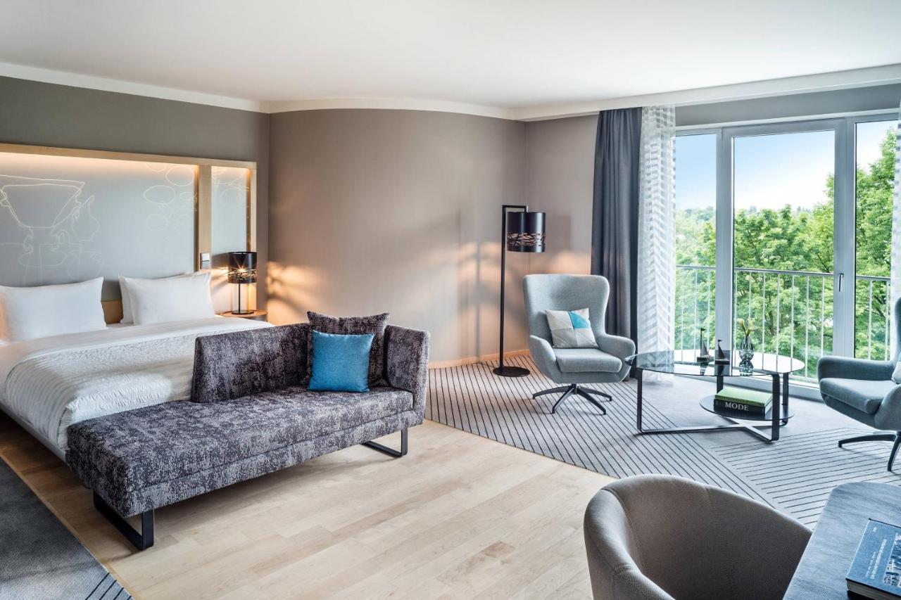 Le Meridien Hamburg Hamburgo Exterior foto Deluxe room